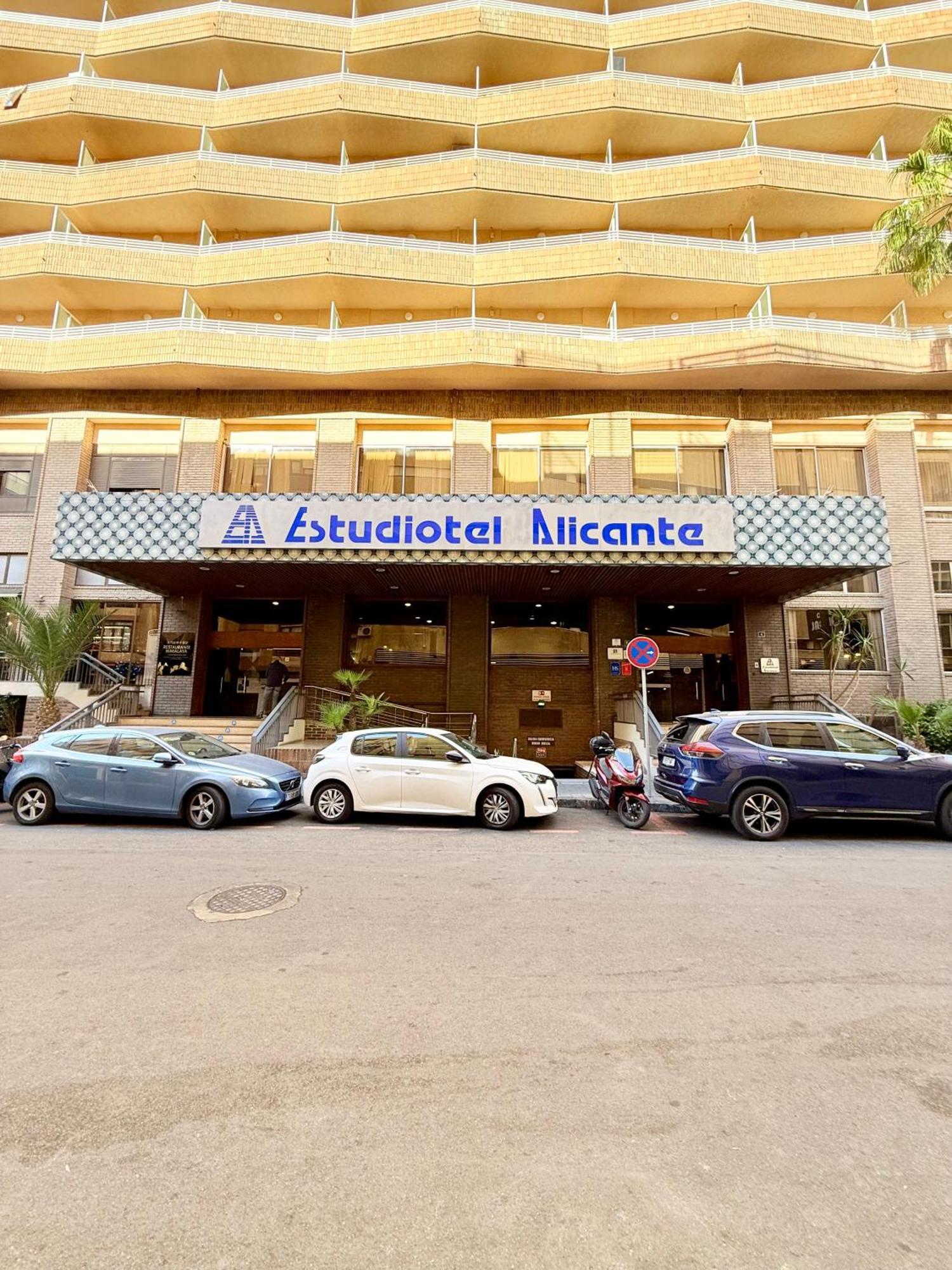 Apartament 18Th Floor City Center Riscal Аликанте Екстериор снимка